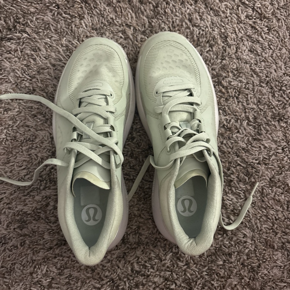 lululemon athletica Women's Light Gray Sneakers